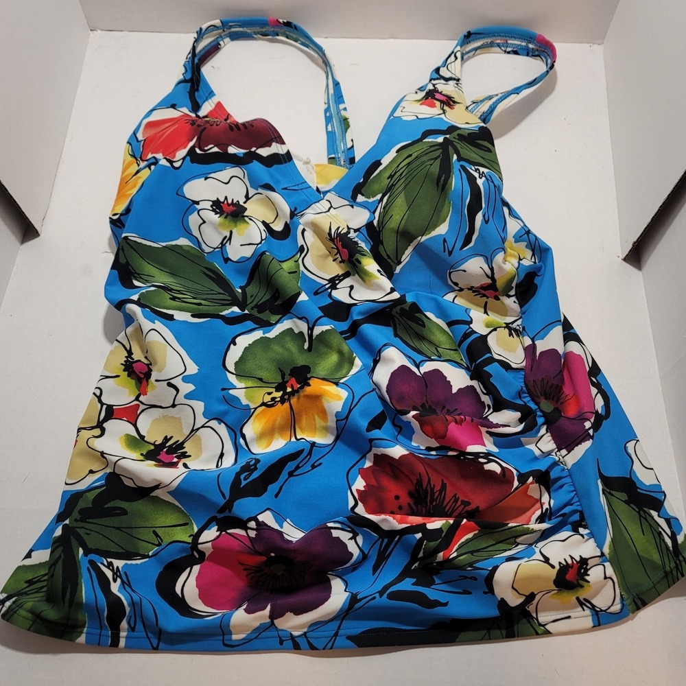 St John's Bay Swim Top Tankini Women's Size 16 Blue Floral Built in Bra